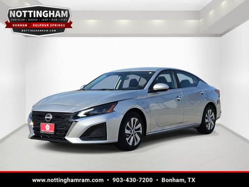 Used 2023 Nissan Altima 2.5 S FWD image 3