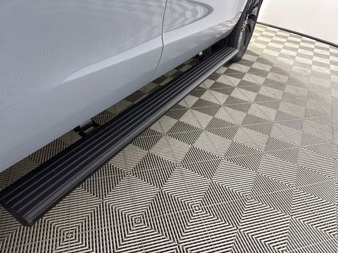 New 2025 Lincoln Navigator Reserve w/ Jet Appearance Package image 35