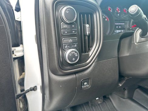 Used 2024 GMC Sierra 1500 Pro w/ Pro Value Package image 9