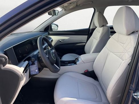 New 2026 Hyundai Tucson SE image 9