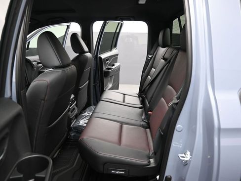 New 2026 Honda Ridgeline Black Edition image 18