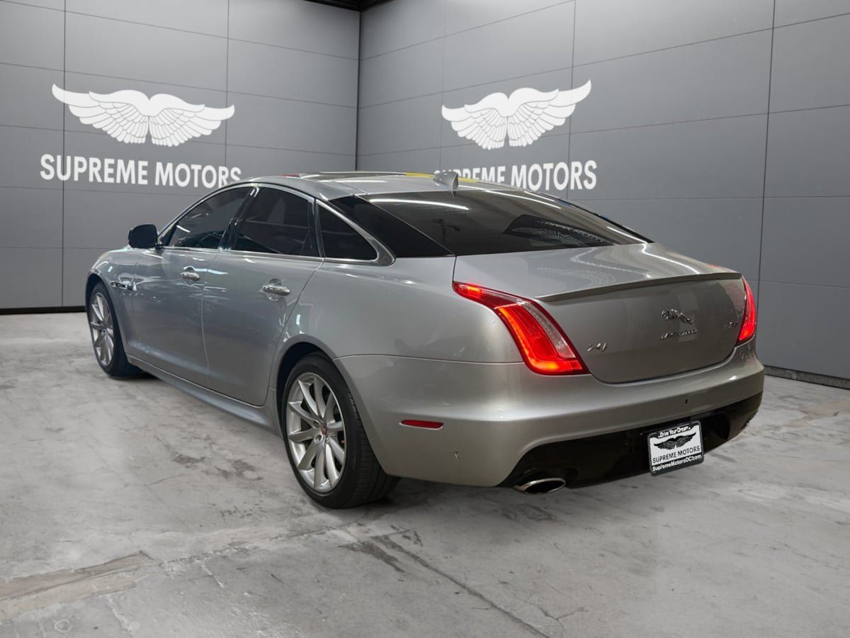Used 2016 Jaguar XJ R-Sport RWD image 3