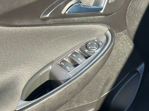 Used 2024 Chevrolet Malibu LT FWD image 22