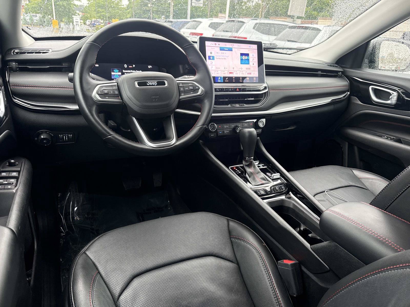 Used 2022 Jeep Compass Trailhawk w/ Trailhawk Elite Group AWD/4WD image 17