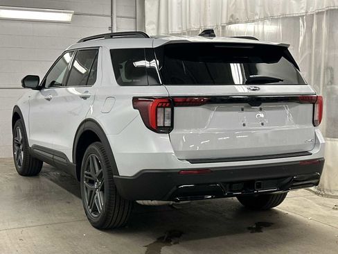 New 2026 Ford Explorer ST-Line w/ ST-Line Street Pack image 33