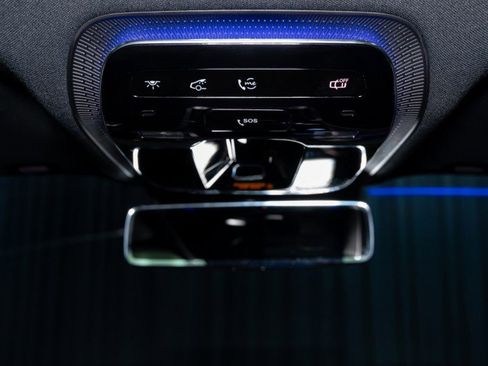 Certified 2025 Mercedes-Benz C 300 Sedan image 23