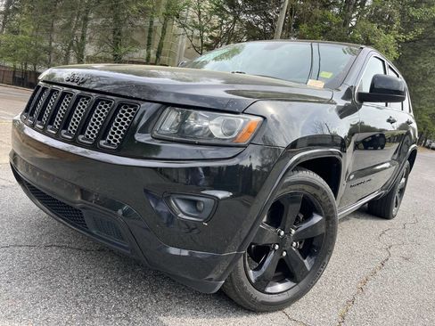 Used 2015 Jeep Grand Cherokee Altitude image 1