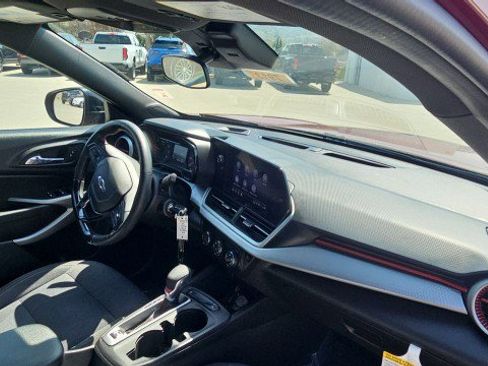 Used 2024 Chevrolet Trax RS w/ Driver Confidence Package FWD image 29