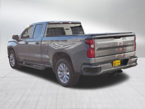 Used 2022 Chevrolet Silverado 1500 Custom w/ Safety Confidence Package image 5