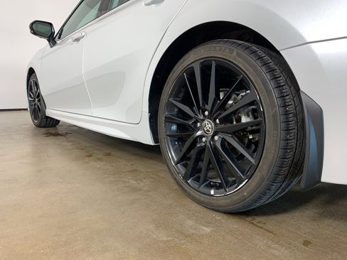 Used 2024 Toyota Camry XSE image 16