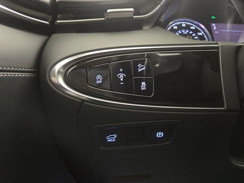 Used 2025 Genesis GV70 2.5T image 29