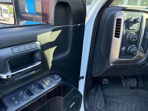 Used 2015 GMC Sierra 3500 Denali w/ Duramax Plus Package AWD/4WD image 20
