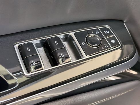 Certified 2026 Cadillac Escalade Luxury w/ LPO, Floor Liner Package AWD/4WD image 13