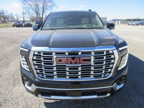 New 2026 GMC Yukon Denali image 10