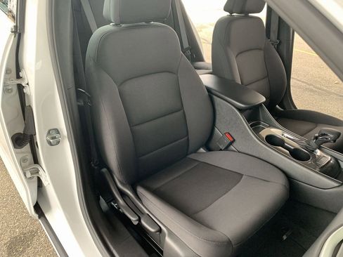 Certified 2022 Chevrolet Malibu LS image 19