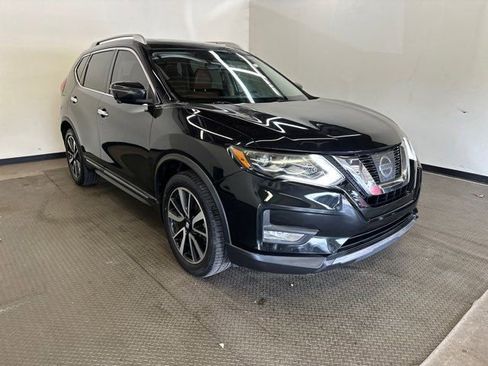 Used 2017 Nissan Rogue SL w/ SL Premium Package image 1