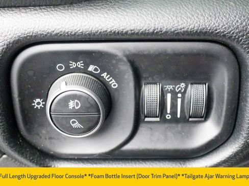 Used 2020 RAM 1500 Laramie AWD/4WD image 23