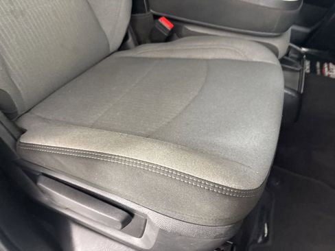 Used 2024 RAM 3500 Big Horn image 29