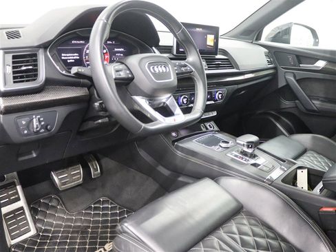 Used 2020 Audi SQ5 Premium Plus image 9