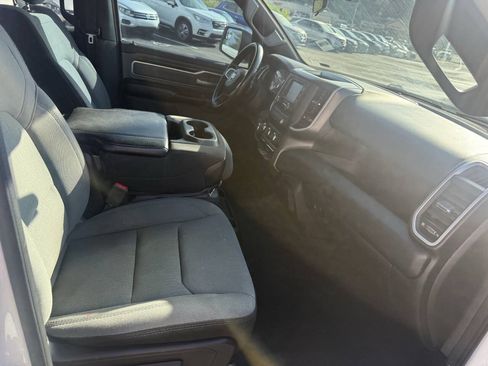Used 2022 RAM 1500 Big Horn AWD/4WD image 14