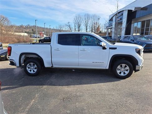 Used 2024 GMC Sierra 1500 SLE image 29