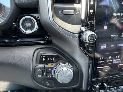 New 2026 RAM 1500 Laramie w/ Night Edition AWD/4WD image 28