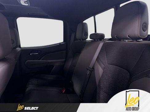 Used 2024 Chevrolet Colorado ZR2 w/ Technology Package image 25