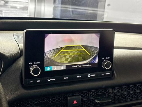 Certified 2023 Honda HR-V LX image 17