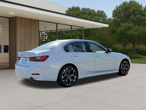 New 2026 BMW 330i xDrive Sedan w/ Premium Package image 7
