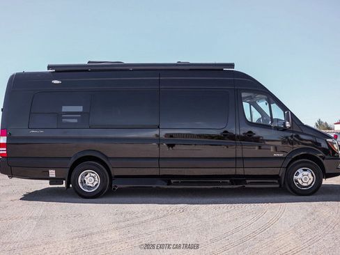 Used 2017 Mercedes-Benz Sprinter 3500 image 9