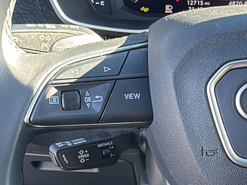 Used 2025 Audi Q3 2.0T Premium image 21