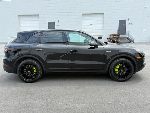 Used 2019 Porsche Cayenne E-Hybrid AWD/4WD image 9