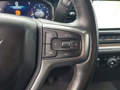 Used 2025 Chevrolet Silverado 1500 LT image 30