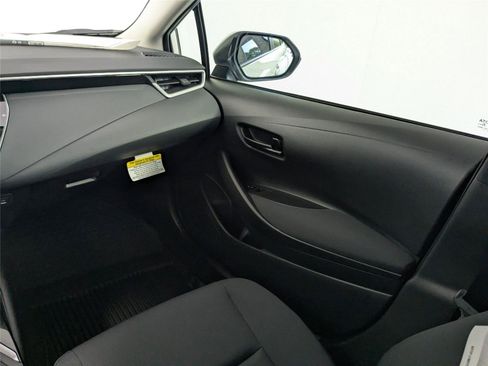 New 2026 Toyota Corolla LE image 9