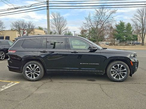 Used 2023 Jeep Grand Cherokee L Overland image 8