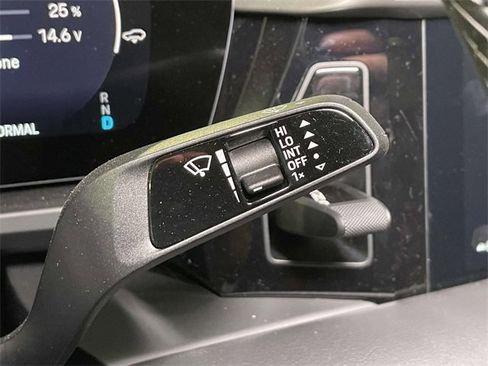 New 2025 Porsche Macan 4 Electric image 41