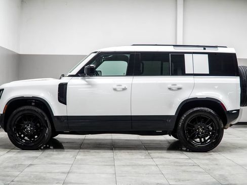 Used 2025 Land Rover Defender 110 S AWD/4WD image 11