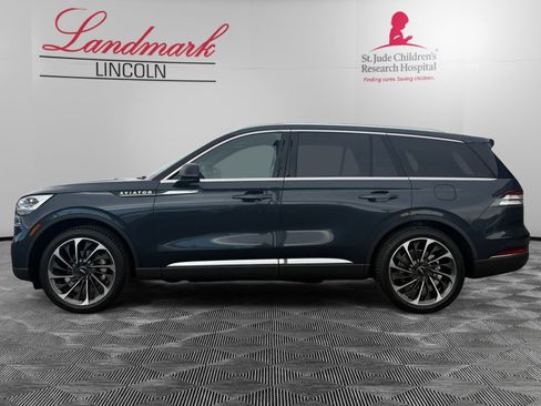 Certified 2021 Lincoln Aviator Reserve w/ Equipment Group 202A image 2