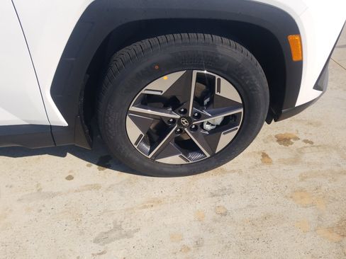 New 2026 Hyundai Tucson SEL FWD image 24