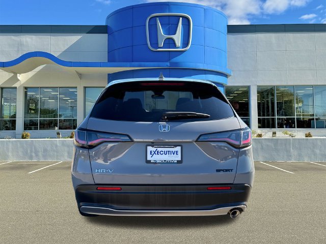 Used 2024 Honda HR-V Sport image 3