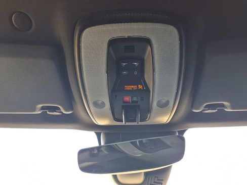 Used 2015 Volvo XC60 T5 w/ Climate Package image 22