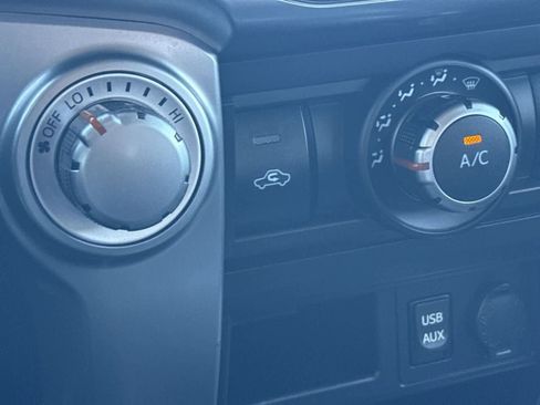 Used 2018 Toyota 4Runner SR5 image 23