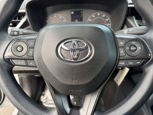 Used 2023 Toyota Corolla LE FWD image 15