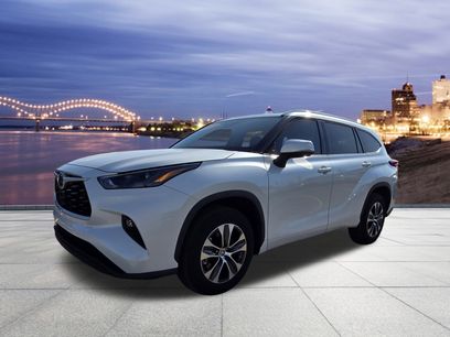 Used 2022 Toyota Highlander XLE