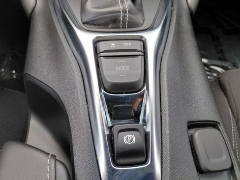 Used 2023 Chevrolet Camaro LT w/ Technology Package RWD image 22