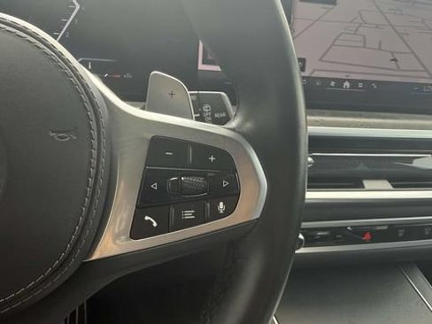 Used 2024 BMW X7 xDrive40i w/ M Sport Package AWD/4WD image 44