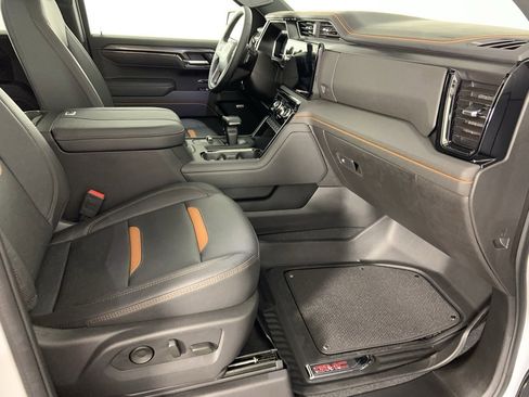 Used 2025 GMC Sierra 1500 AT4 w/ Technology Package image 19