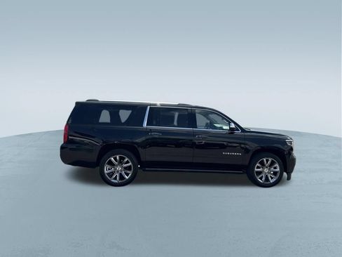 Used 2020 Chevrolet Suburban Premier RWD image 9