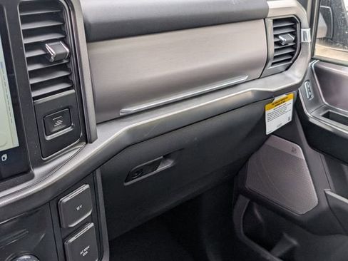 New 2025 Ford F150 Platinum w/ FX4 Off-Road Package image 10