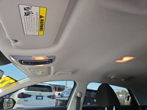 Used 2022 Hyundai Elantra SEL w/ Convenience Package image 22